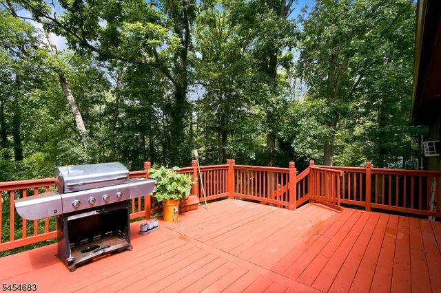 20 Waterloo Rd, Byram Twp., NJ 07874