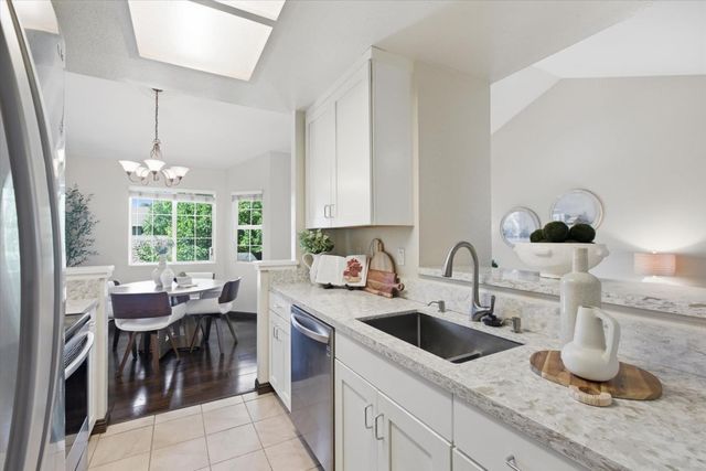 7595 Canyon Meadow Circle H, Pleasanton, CA 94588