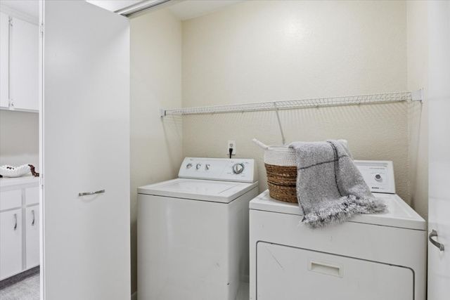 7595 Canyon Meadow Circle H, Pleasanton, CA 94588