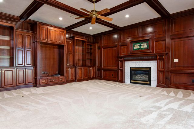 6307 S Meadowview Drive, Ozark, MO 65721