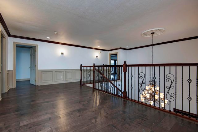 6307 S Meadowview Drive, Ozark, MO 65721
