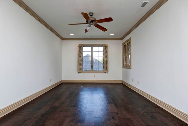 6307 S Meadowview Drive, Ozark, MO 65721