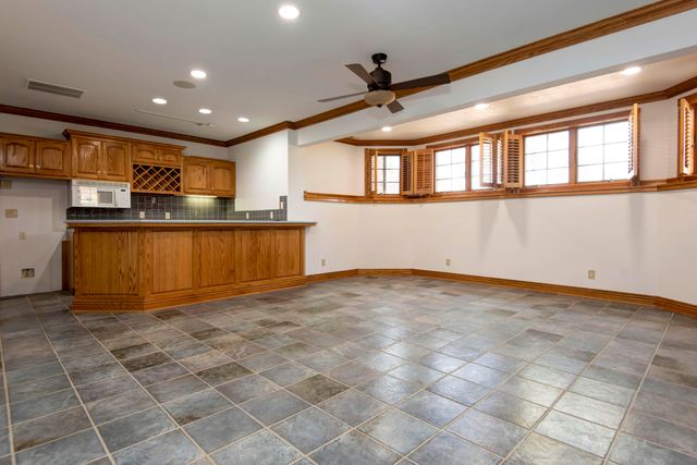 6307 S Meadowview Drive, Ozark, MO 65721