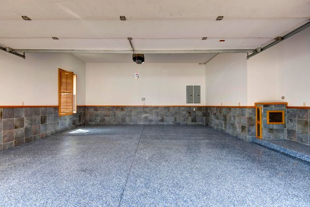 6307 S Meadowview Drive, Ozark, MO 65721