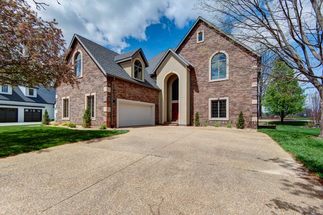 6307 S Meadowview Drive, Ozark, MO 65721