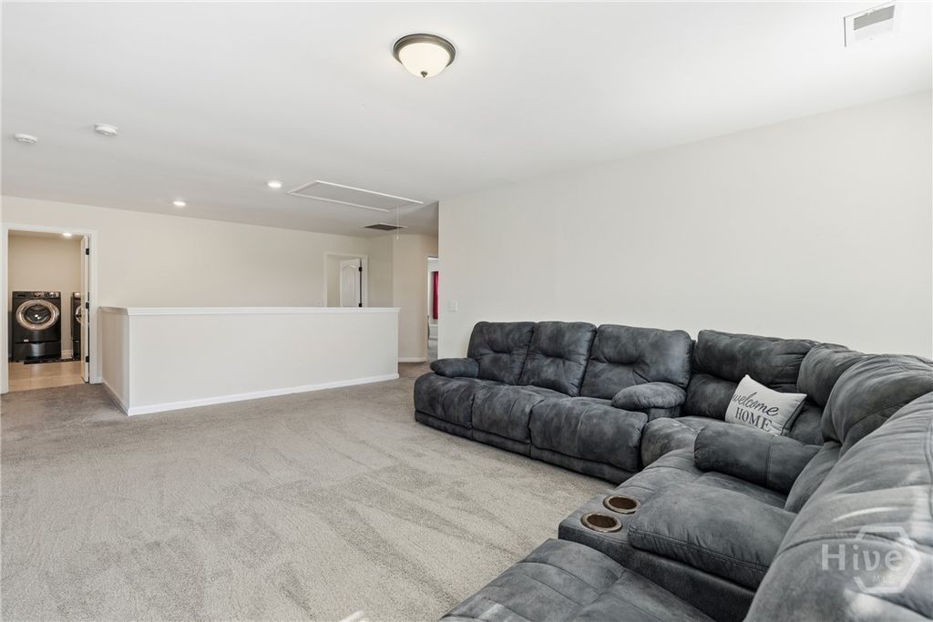 Image 25 of property listing at 88 Winslow Circle, Savannah, GA 31407