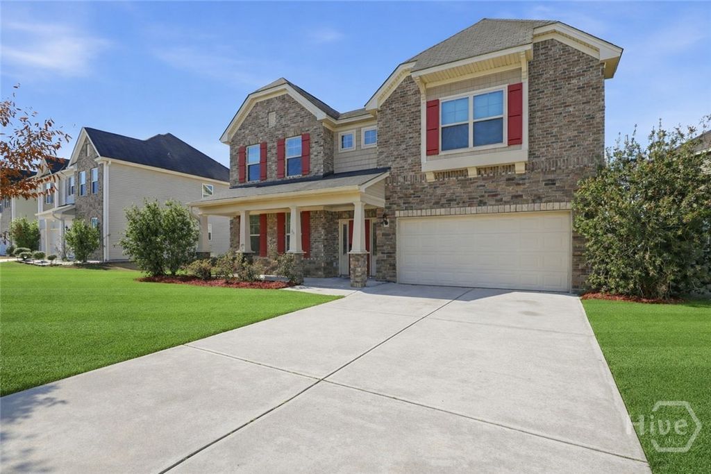 Image 3 of property listing at 88 Winslow Circle, Savannah, GA 31407