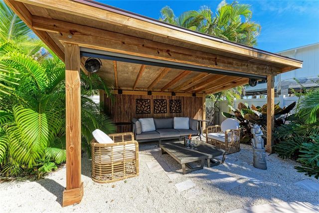 730 FOX STREET, Longboat Key, FL 34228