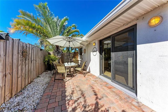 730 FOX STREET, Longboat Key, FL 34228