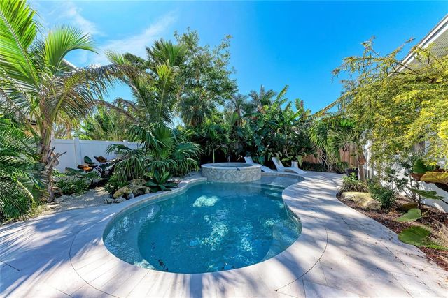 730 FOX STREET, Longboat Key, FL 34228