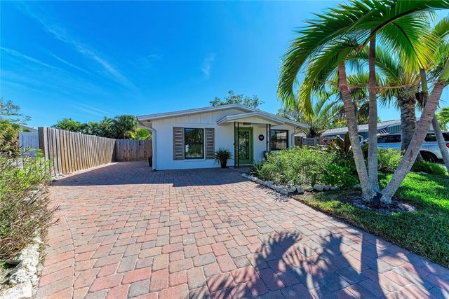 730 FOX STREET, Longboat Key, FL 34228