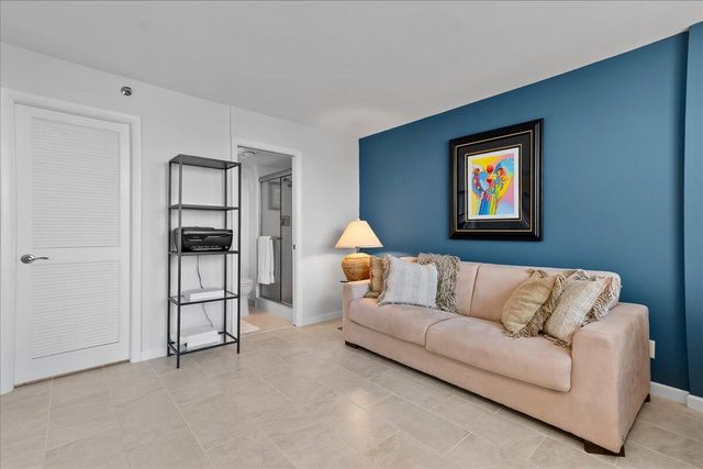 4511 S Ocean Boulevard 805, Highland Beach, FL 33487