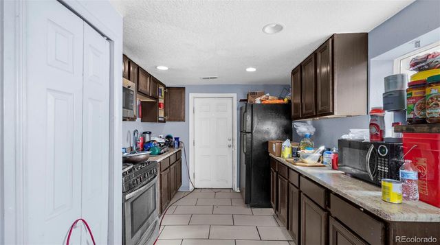 5322 Lincoln Street, Denver, CO 80216