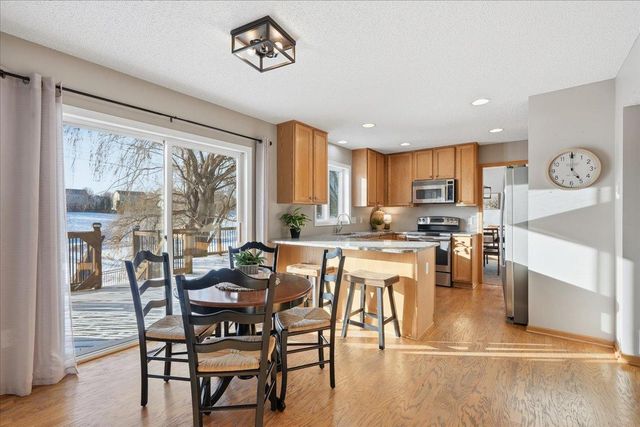 6933 Prairie Court S, Cottage Grove, MN 55016