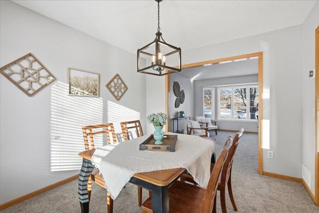 6933 Prairie Court S, Cottage Grove, MN 55016