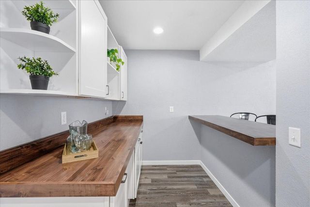 6933 Prairie Court S, Cottage Grove, MN 55016