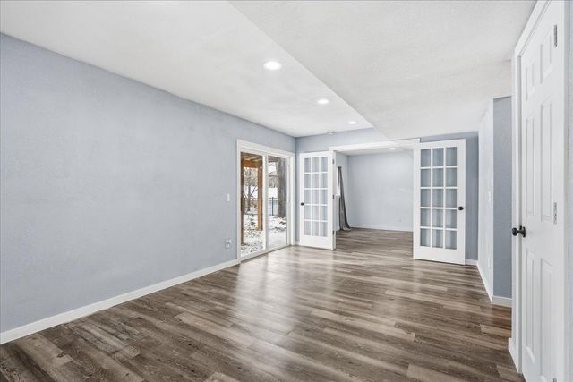 6933 Prairie Court S, Cottage Grove, MN 55016