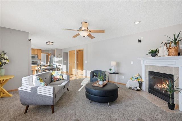 6933 Prairie Court S, Cottage Grove, MN 55016