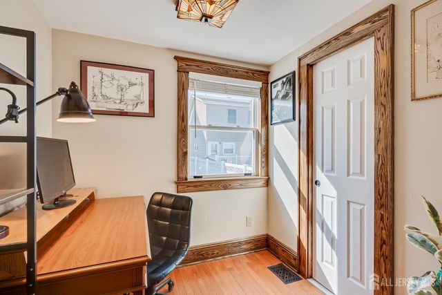 121 Columbia Avenue, Metuchen, NJ 08840