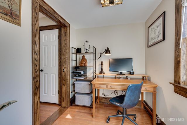 121 Columbia Avenue, Metuchen, NJ 08840