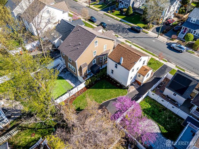 121 Columbia Avenue, Metuchen, NJ 08840