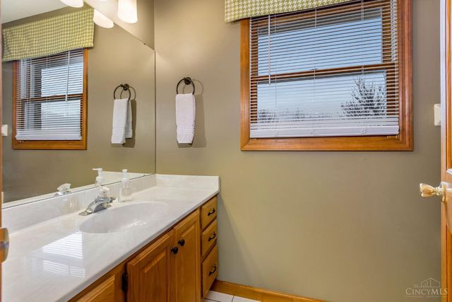 2136 Stillwell Beckett Road, Hanover Twp, OH 45013