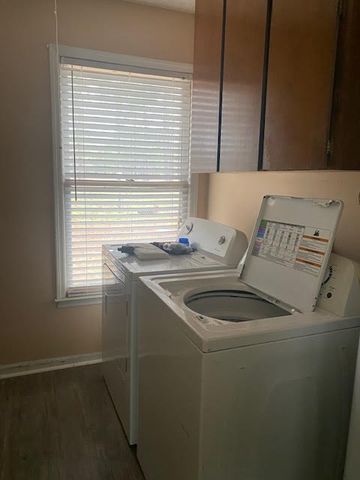 782 1st Ave, Ashford, AL 36312