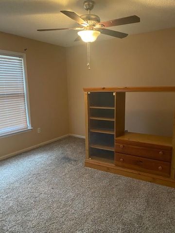 782 1st Ave, Ashford, AL 36312