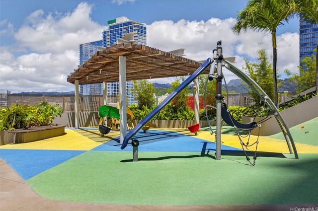 1001 Queen Street 2110, Honolulu, HI 96814