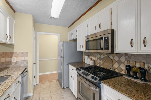2526 Downs Circle, Bossier City, LA 71111