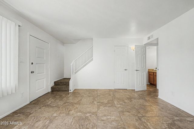 8510 E MONTEBELLO Avenue, Scottsdale, AZ 85250