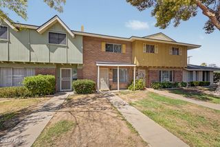 8510 E MONTEBELLO Avenue, Scottsdale, AZ 85250