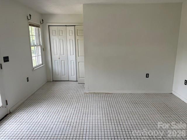 1764 Spurgeon Road, Hickory, NC 28602