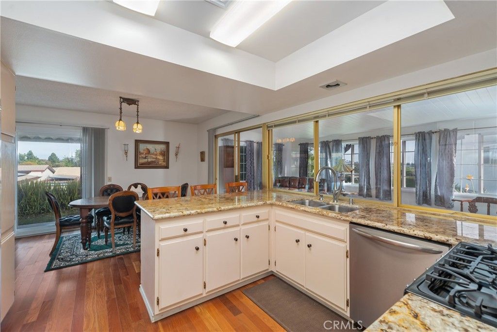 Image 12 of property listing at 3808 Vista Campana S, Oceanside, CA 92057