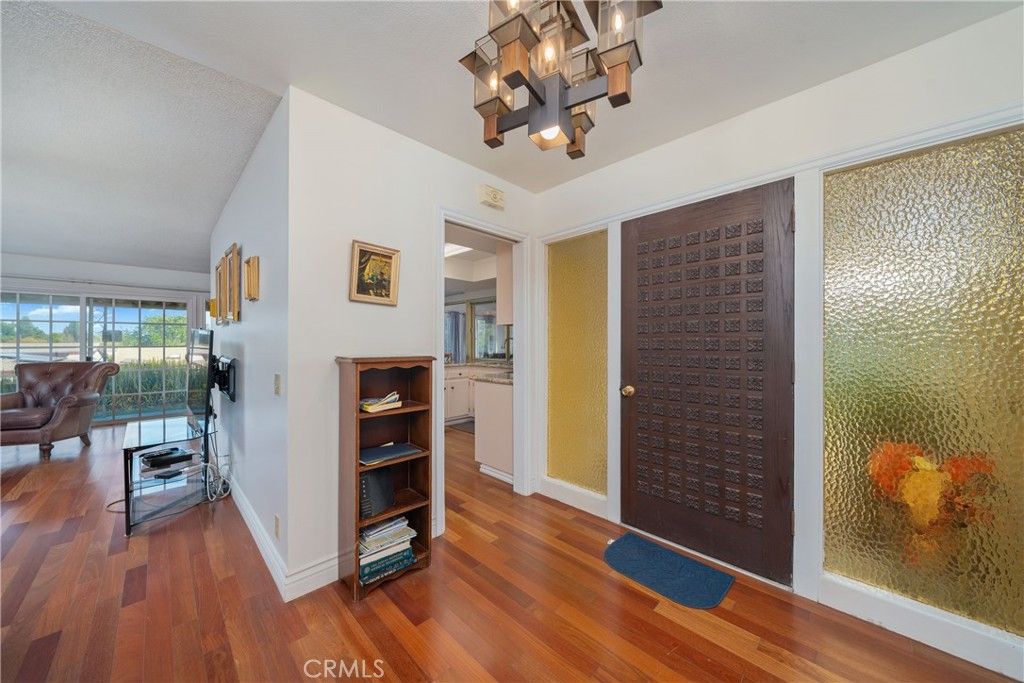 Image 5 of property listing at 3808 Vista Campana S, Oceanside, CA 92057