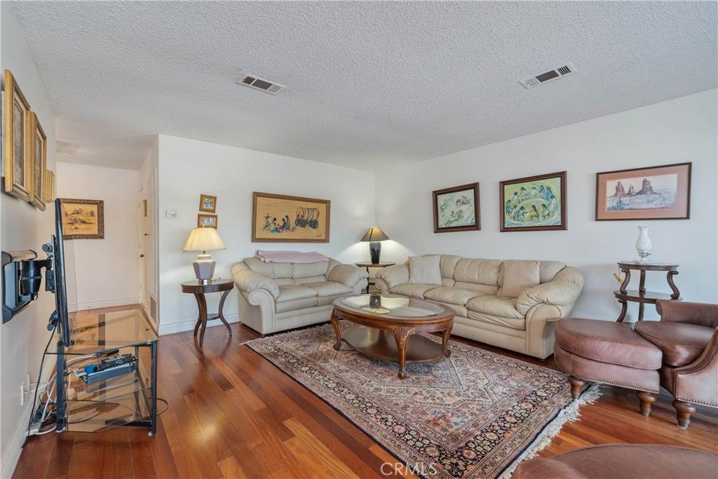 Image 8 of property listing at 3808 Vista Campana S, Oceanside, CA 92057