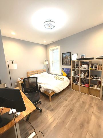 4925 N Albany Avenue, Chicago, IL 60625