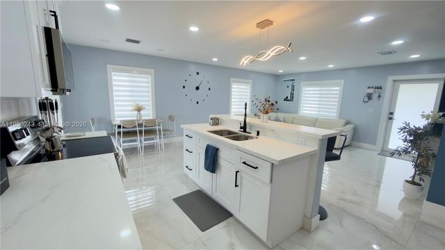 30605 SW 152nd Ct, Homestead, FL 33033