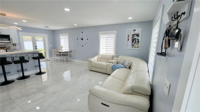 30605 SW 152nd Ct, Homestead, FL 33033