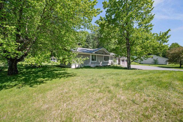 2021 Huntington Road, Richmond, VT 05477