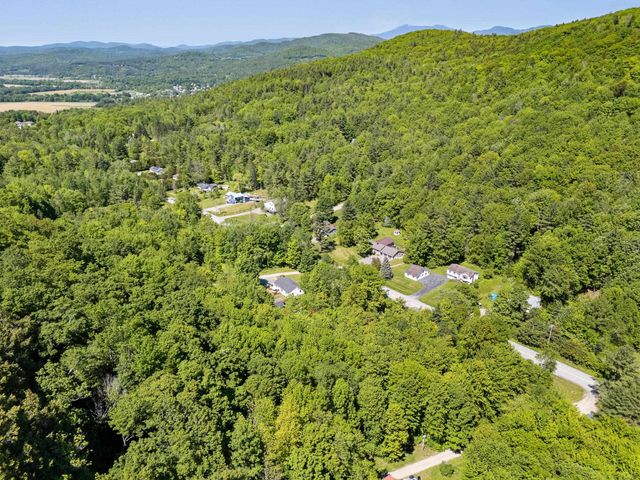 2021 Huntington Road, Richmond, VT 05477
