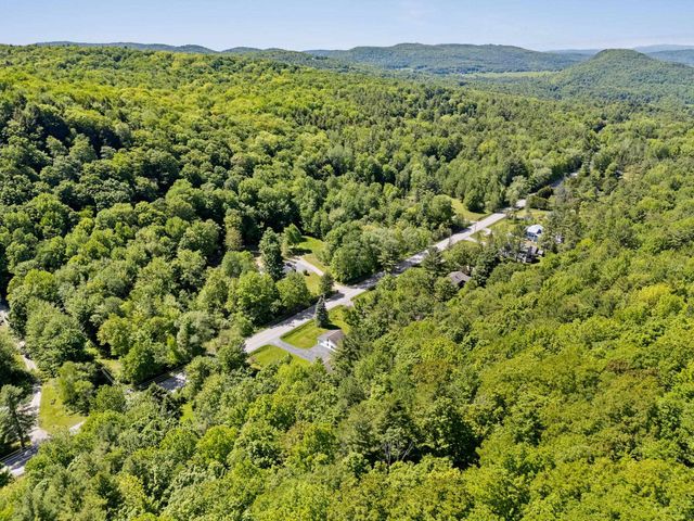2021 Huntington Road, Richmond, VT 05477