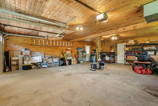 2021 Huntington Road, Richmond, VT 05477