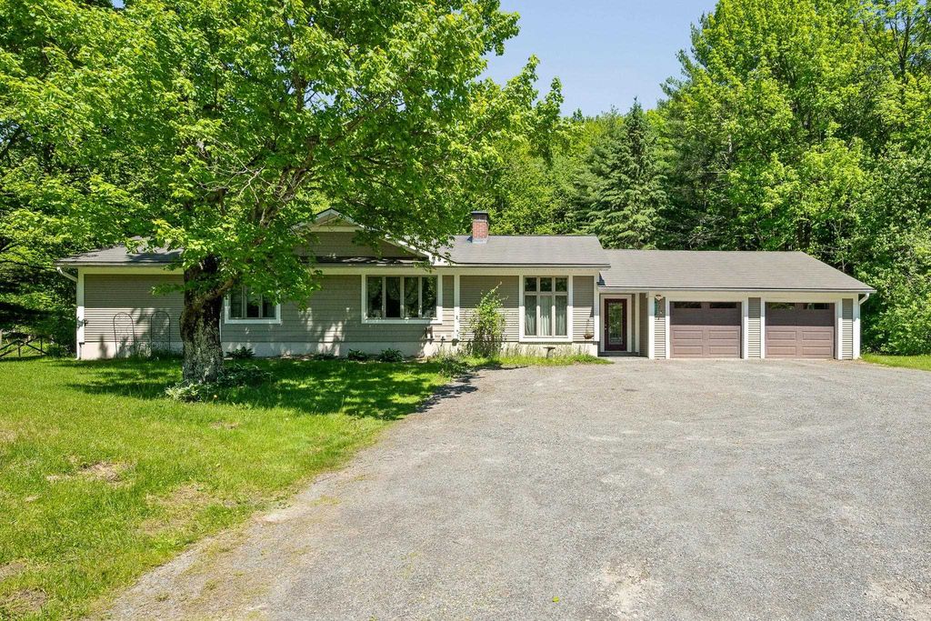 2021 Huntington Road, Richmond, VT 05477