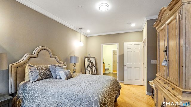 203 Center Meadow Lane 203, Danbury, CT 06810