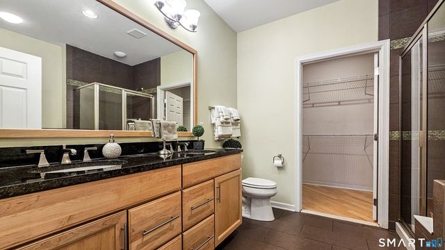 203 Center Meadow Lane 203, Danbury, CT 06810