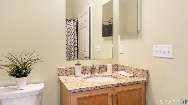 203 Center Meadow Lane 203, Danbury, CT 06810