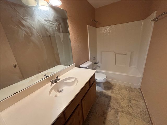 9444 Lipton Lane, Dallas, TX 75217