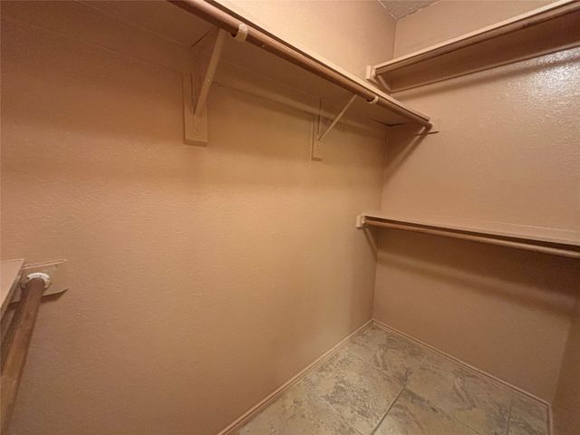 9444 Lipton Lane, Dallas, TX 75217