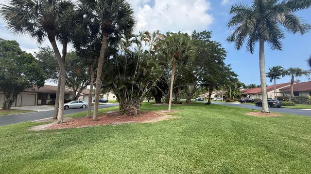 63 Mayfair Lane 63, Boynton Beach, FL 33426